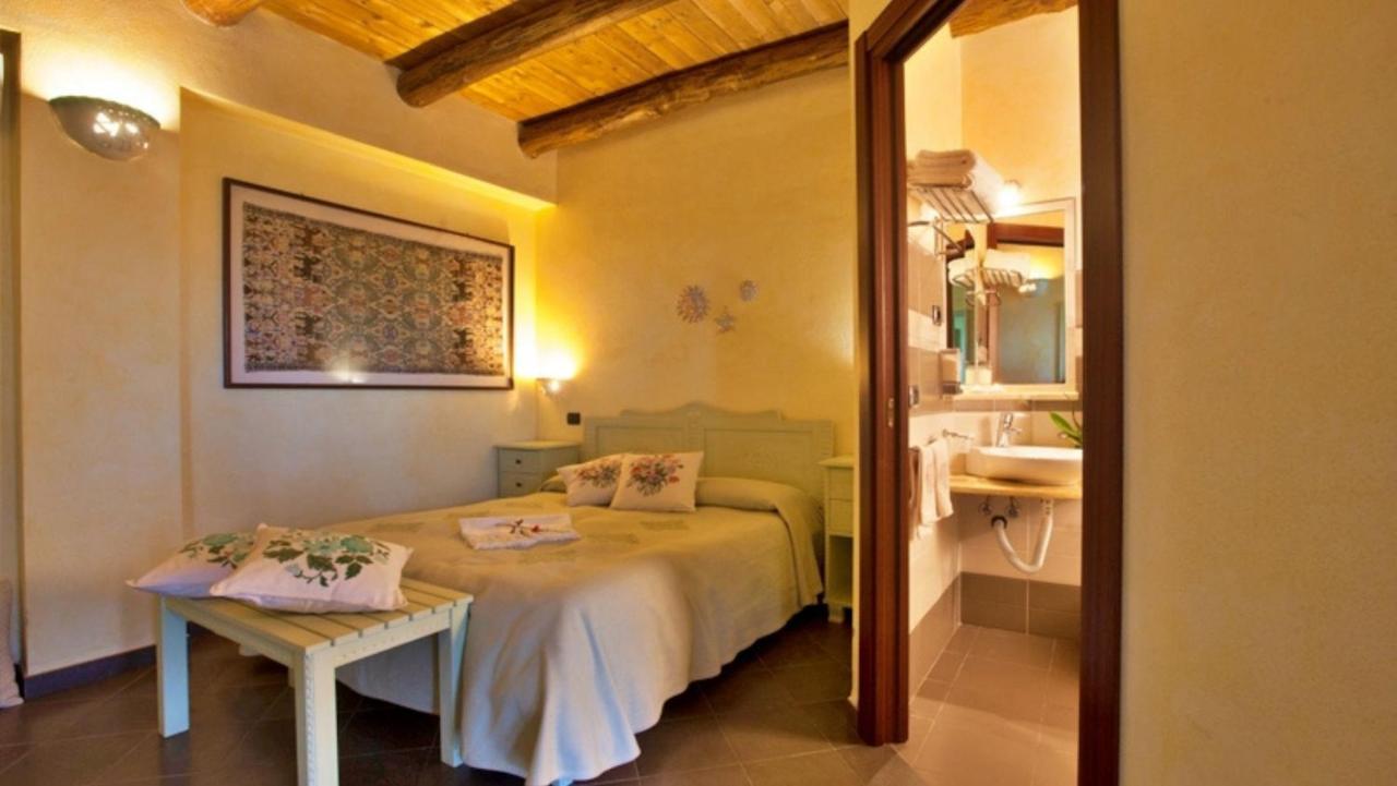 Agriturismo Sa Mandra Casa Minnina ภายนอก รูปภาพ