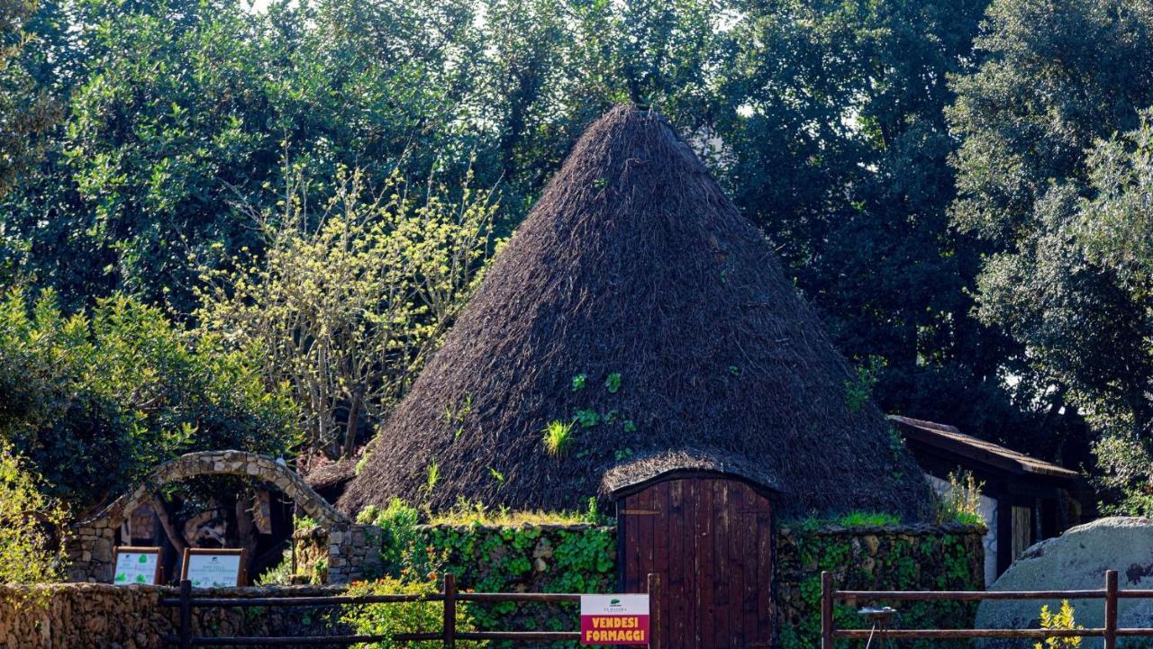 Agriturismo Sa Mandra Casa Minnina ภายนอก รูปภาพ